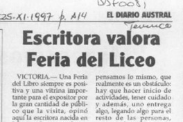Escritora valora Feria del Liceo  [artículo] Manuel Burgos.