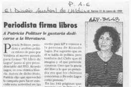Periodista firma libros  [artículo].