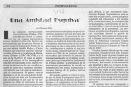 Una amistad esquiva  [artículo] Eduardo Ortiz.