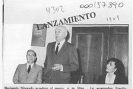 Lanzamiento  [artículo].