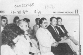 Presentan libro sobre violencia y terrorismo  [artículo].