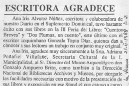 Escritora agradece  [artículo].