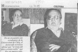 Donoso, "Me gustaría obtener el Premio Nacional de Literatura"  [artículo] Angélica Rivera.