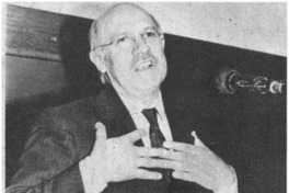 Presentado libro "De Balmaceda a Pinochet"