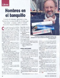 Hombres en el banquillo