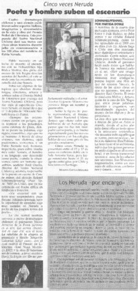 Poeta y hombre suben al escenario