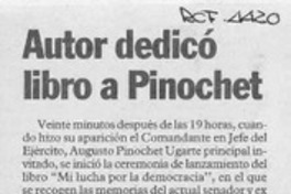 Autor dedicó libro a Pinochet  [artículo].