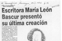 Escritora María León Bascur presentó su última creación