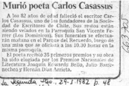 Murió poeta Carlos Casassus.  [artículo]
