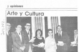 Poetisa porteña entregó nuevo libro, "destellos".