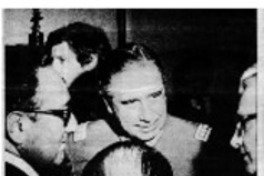 Libro cuenta cómo don pino se coleteaba con Kisinger