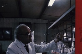 Hermann Niemeyer cumple 70 años, el valor de la ciencia  [artículo] Marcelo Vicente Maturana.