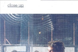 El dirigente  [artículo] Luz Edwards.