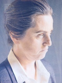 El beso de Gabriela  [artículo] Arturo Galarce.