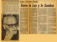 Ente la luz y sombra.  [artículo]