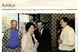 Madre de Bachelet cultivó nexos con Teitelboim durante el exilio  [artículo]Daniela Núñez.