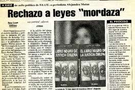Rechazo a leyes "mordaza"  [artículo] Héctor Cruzatt