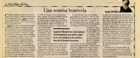 Una sonrisa benévola  [artículo] Enrique Vila-Matas.