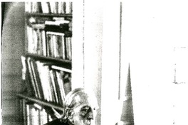 Armando Uribe : "hay un retroceso intelecual en Chile". [artículo]