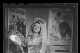 [Bailarina con traje típico español]