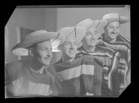 [Los Cuatro Huasos: Carlos Morgan , Hernán Velasco, Jorge Montaldo, Aníbal Ortúzar]