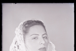 [Mujer con sombrero]