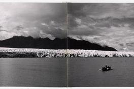 Panorámica Laguna San Rafael [y un gran témpano del glaciar San Rafael]