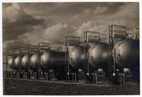 [Tierra del Fuego: estanques para gas licuado de petróleo en Manantiales]