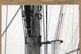 [Ejercicio de izar velas en "La Esmeralda"]