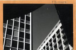 [Edificio de departamentos]