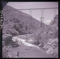 [Puente ferroviario Bío Bío en Concepción]