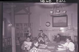 [Sala de lectura de una Biblioteca]