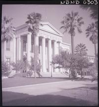 [Antiguo edificio de la Escuela de Medicina de la Universidad de Chile]