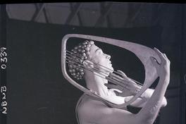 [Bailarín de ballet representando un personaje]