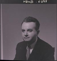 [Personaje no identificado]