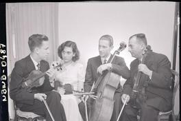 [Cuarteto de cuerdas mixto]