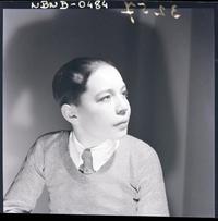 [Retrato plano medio corto de un jovencito]