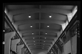 [Vista de las tres unidades generadoras en el interior de la casa de máquinas]