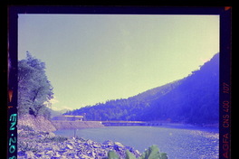 [Vista de la barrera móvil de la bocatoma Polcura] : Inauguración de la Central Antuco, 22 de octubre de 1981