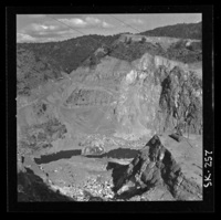 [Panorámica de las obras de construcción de la Central Hidroeléctrica Rapel]