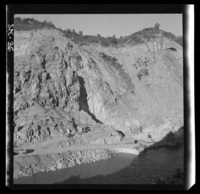 [Construcción de la entrada del túnel común de aducción]