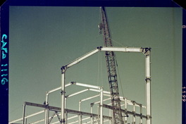 [Construcción de estructura metálica en la Mina de Hierro El Algarrobo]