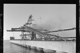 [Vista del puerto de embarque para los minerales del yacimiento "El Algarrobo"]
