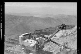 [Operaciones en el exterior del mineral de hierro "El Algarrobo"]