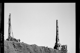 [Operaciones en el exterior del mineral de hierro "El Algarrobo"]