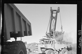 [Operaciones en el exterior del mineral de hierro "El Algarrobo"]