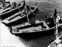 Lanchas en la caleta