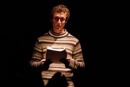 Dentro de la tierra  [fotografía digital] Elio Frugone Piña.