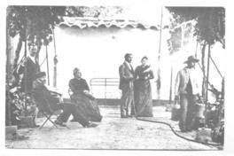 Diego Barros Arana, sentado con un grupo en San Bernardo