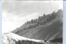 [El artista en la cordillera]